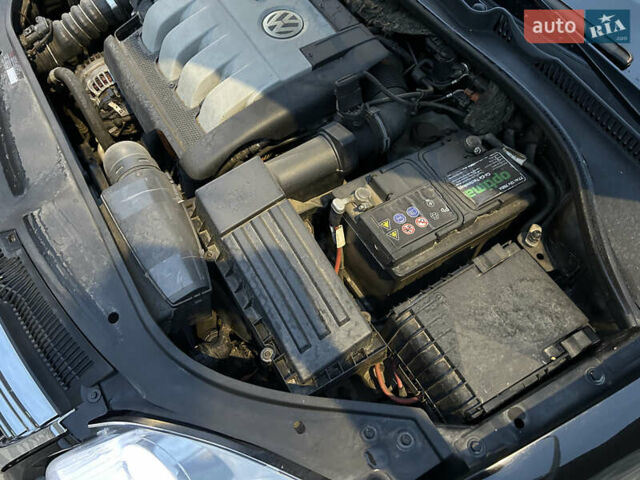 Черный Фольксваген Гольф, объемом двигателя 1.9 л и пробегом 289 тыс. км за 7450 $, фото 44 на Automoto.ua