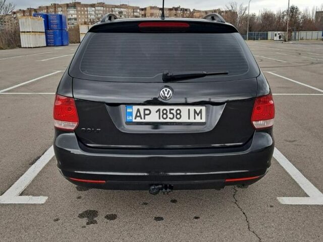 Черный Фольксваген Гольф, объемом двигателя 1.4 л и пробегом 210 тыс. км за 5200 $, фото 7 на Automoto.ua