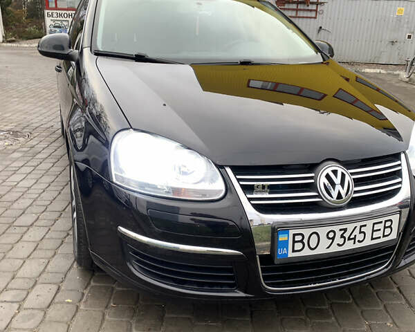 Черный Фольксваген Гольф, объемом двигателя 1.39 л и пробегом 175 тыс. км за 6200 $, фото 1 на Automoto.ua