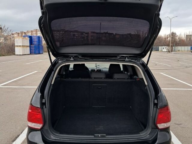 Черный Фольксваген Гольф, объемом двигателя 1.4 л и пробегом 210 тыс. км за 5200 $, фото 8 на Automoto.ua