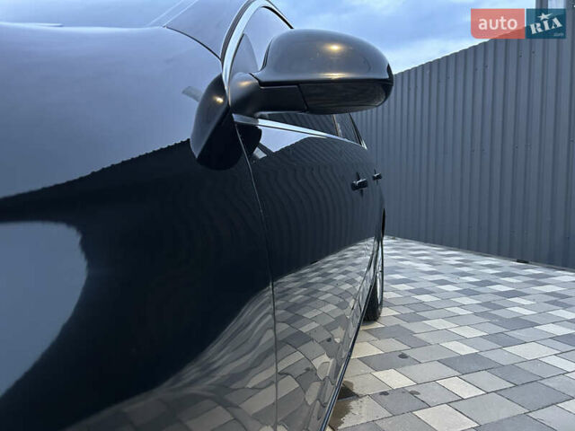 Черный Фольксваген Гольф, объемом двигателя 1.9 л и пробегом 289 тыс. км за 7450 $, фото 2 на Automoto.ua