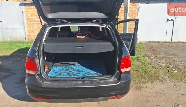 Чорний Фольксваген Гольф, об'ємом двигуна 1.6 л та пробігом 184 тис. км за 6700 $, фото 4 на Automoto.ua