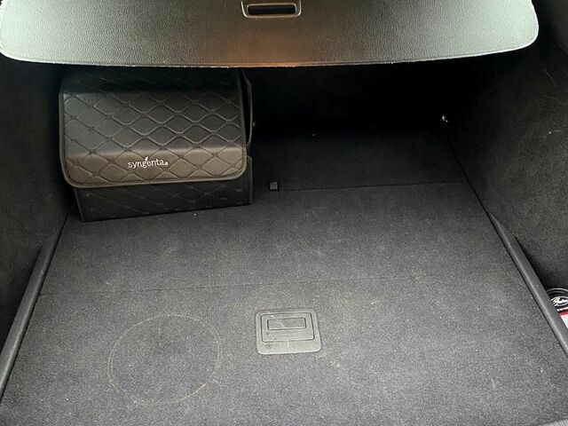 Черный Фольксваген Гольф, объемом двигателя 1.6 л и пробегом 193 тыс. км за 5900 $, фото 10 на Automoto.ua