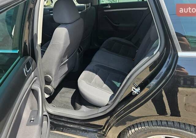 Чорний Фольксваген Гольф, об'ємом двигуна 1.4 л та пробігом 218 тис. км за 6100 $, фото 4 на Automoto.ua