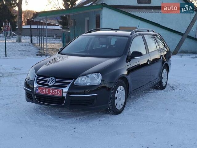 Черный Фольксваген Гольф, объемом двигателя 1.4 л и пробегом 235 тыс. км за 5450 $, фото 5 на Automoto.ua