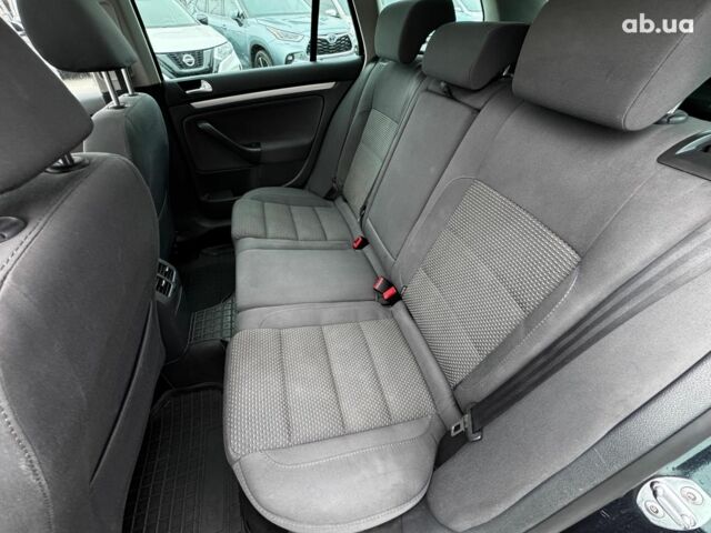 Черный Фольксваген Гольф, объемом двигателя 1.4 л и пробегом 254 тыс. км за 6990 $, фото 17 на Automoto.ua