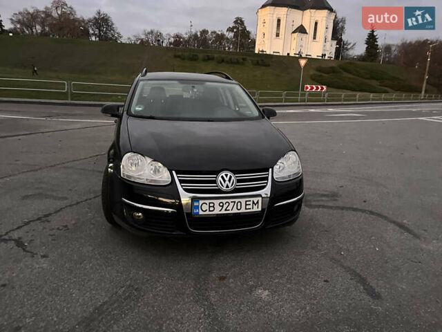 Черный Фольксваген Гольф, объемом двигателя 1.6 л и пробегом 260 тыс. км за 6450 $, фото 1 на Automoto.ua