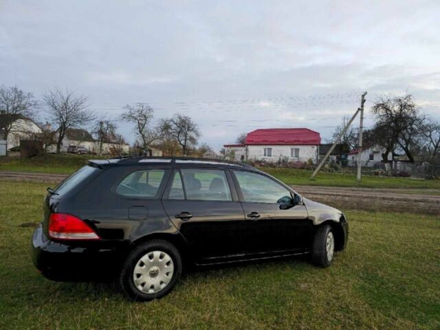 Черный Фольксваген Гольф, объемом двигателя 1.6 л и пробегом 212 тыс. км за 5800 $, фото 17 на Automoto.ua