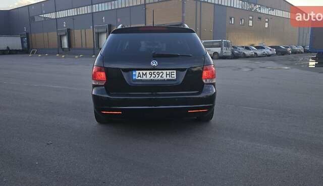 Черный Фольксваген Гольф, объемом двигателя 1.39 л и пробегом 201 тыс. км за 4700 $, фото 8 на Automoto.ua