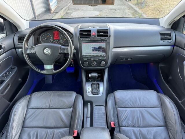 Черный Фольксваген Гольф, объемом двигателя 1.4 л и пробегом 190 тыс. км за 7950 $, фото 8 на Automoto.ua