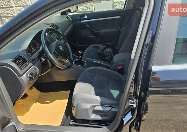 Чорний Фольксваген Гольф, об'ємом двигуна 1.4 л та пробігом 218 тис. км за 6100 $, фото 3 на Automoto.ua
