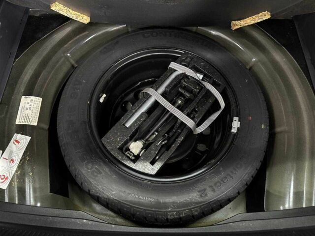 Черный Фольксваген Гольф, объемом двигателя 1.6 л и пробегом 265 тыс. км за 6999 $, фото 20 на Automoto.ua