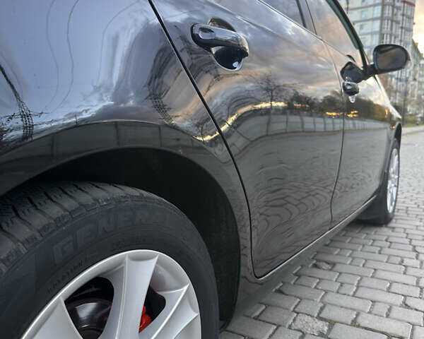 Черный Фольксваген Гольф, объемом двигателя 1.9 л и пробегом 263 тыс. км за 6200 $, фото 6 на Automoto.ua