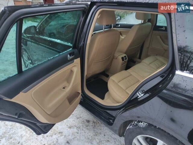 Черный Фольксваген Гольф, объемом двигателя 1.4 л и пробегом 207 тыс. км за 6600 $, фото 32 на Automoto.ua