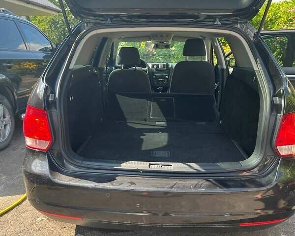 Черный Фольксваген Гольф, объемом двигателя 1.39 л и пробегом 260 тыс. км за 6500 $, фото 14 на Automoto.ua