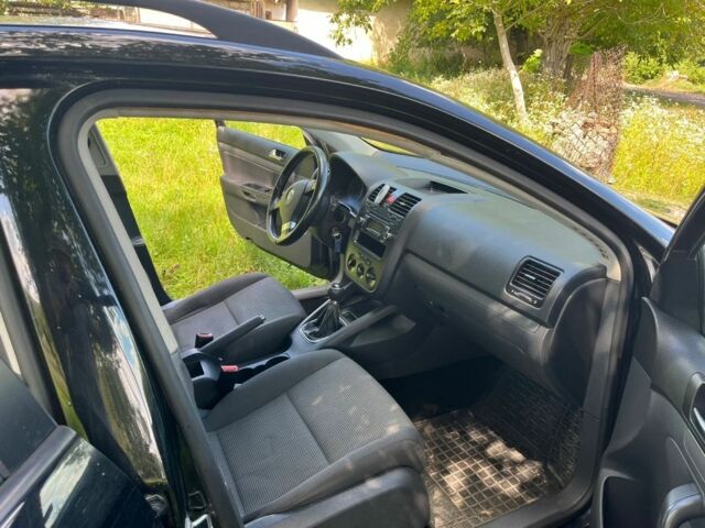 Черный Фольксваген Гольф, объемом двигателя 1.9 л и пробегом 275 тыс. км за 5500 $, фото 9 на Automoto.ua