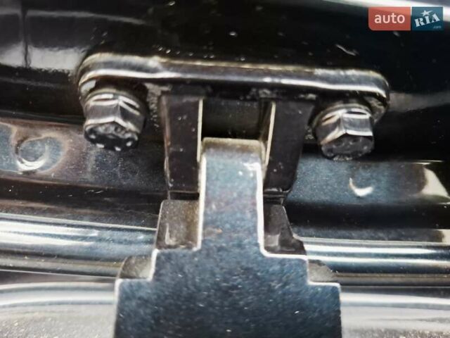 Черный Фольксваген Гольф, объемом двигателя 1.4 л и пробегом 223 тыс. км за 7350 $, фото 32 на Automoto.ua