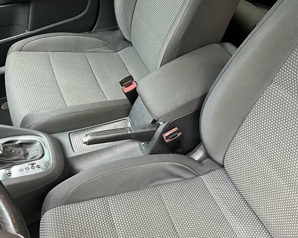 Фольксваген Гольф 2009 в Желтых Водах на Automoto.ua Черный Фольксваген Гольф, объемом двигателя 1.39 л и пробегом 163 тыс. км за 8100 $, фото 16 на Automoto.ua