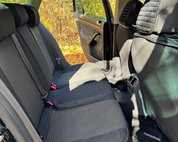 Черный Фольксваген Гольф, объемом двигателя 1.9 л и пробегом 293 тыс. км за 6000 $, фото 36 на Automoto.ua