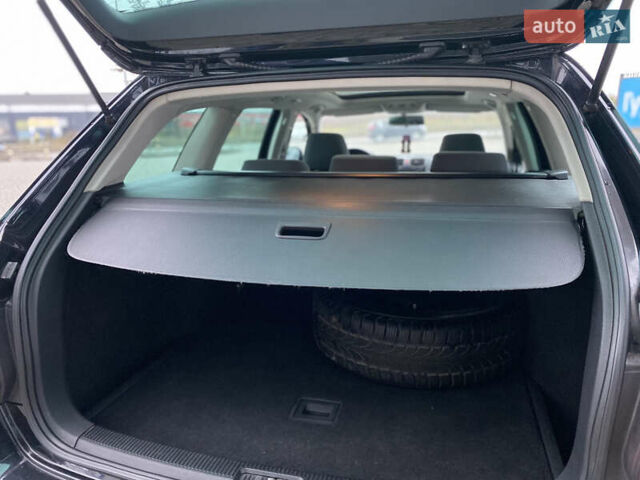 Черный Фольксваген Гольф, объемом двигателя 1.39 л и пробегом 312 тыс. км за 4899 $, фото 45 на Automoto.ua