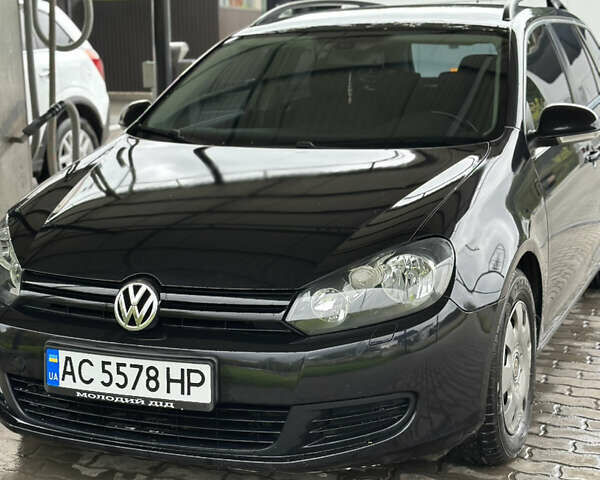 Черный Фольксваген Гольф, объемом двигателя 1.39 л и пробегом 190 тыс. км за 5850 $, фото 1 на Automoto.ua