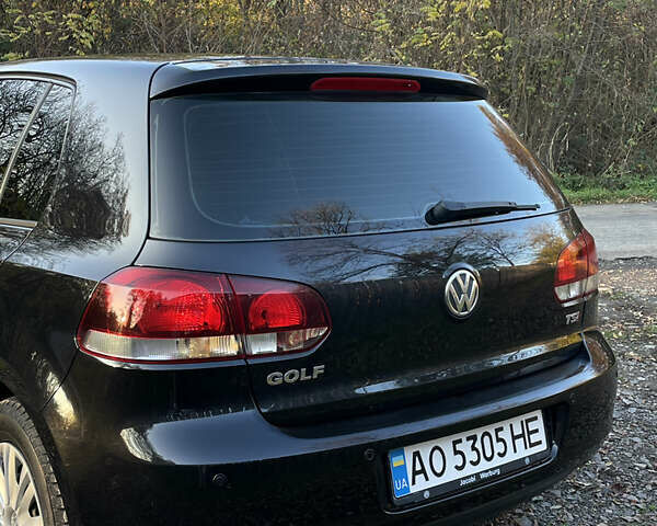 Черный Фольксваген Гольф, объемом двигателя 1.39 л и пробегом 290 тыс. км за 8200 $, фото 4 на Automoto.ua