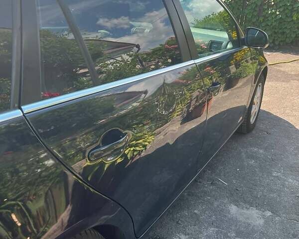 Черный Фольксваген Гольф, объемом двигателя 1.39 л и пробегом 260 тыс. км за 6500 $, фото 4 на Automoto.ua