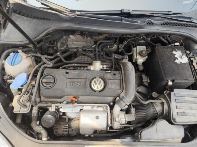 Черный Фольксваген Гольф, объемом двигателя 0 л и пробегом 216 тыс. км за 7500 $, фото 7 на Automoto.ua