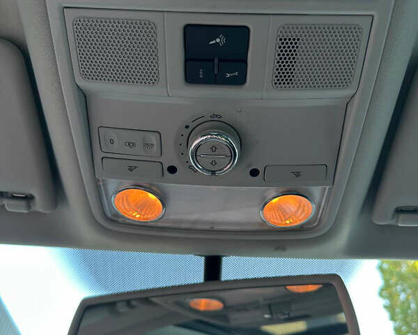 Черный Фольксваген Гольф, объемом двигателя 1.4 л и пробегом 148 тыс. км за 7800 $, фото 16 на Automoto.ua