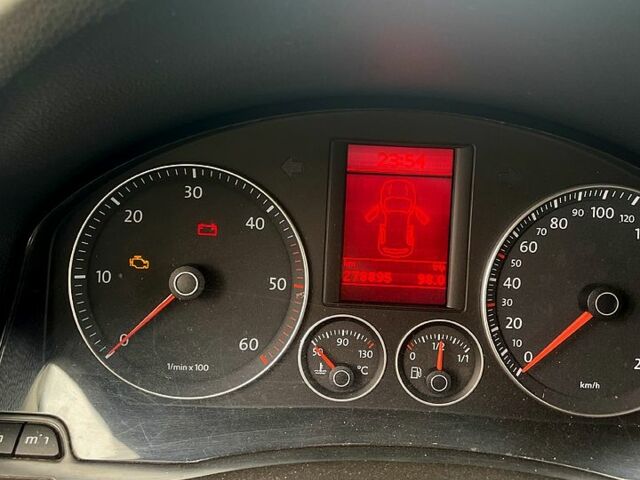 Чорний Фольксваген Гольф, об'ємом двигуна 1.9 л та пробігом 278 тис. км за 5800 $, фото 4 на Automoto.ua