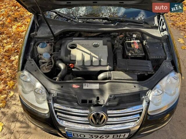 Черный Фольксваген Гольф, объемом двигателя 1.9 л и пробегом 293 тыс. км за 6000 $, фото 52 на Automoto.ua