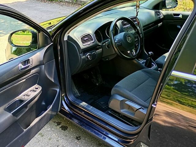 Черный Фольксваген Гольф, объемом двигателя 1.4 л и пробегом 258 тыс. км за 7200 $, фото 7 на Automoto.ua