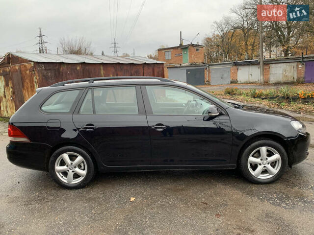 Черный Фольксваген Гольф, объемом двигателя 1.6 л и пробегом 239 тыс. км за 6999 $, фото 7 на Automoto.ua