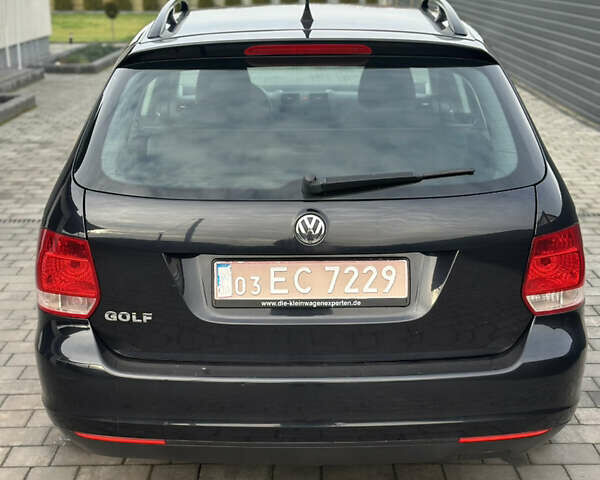 Черный Фольксваген Гольф, объемом двигателя 1.4 л и пробегом 260 тыс. км за 4350 $, фото 4 на Automoto.ua