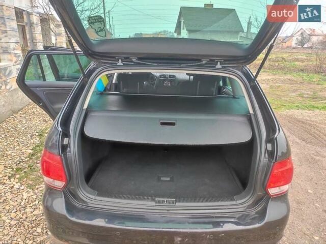 Чорний Фольксваген Гольф, об'ємом двигуна 2 л та пробігом 212 тис. км за 8700 $, фото 7 на Automoto.ua