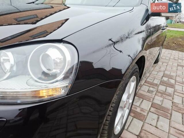 Черный Фольксваген Гольф, объемом двигателя 1.4 л и пробегом 223 тыс. км за 7350 $, фото 8 на Automoto.ua