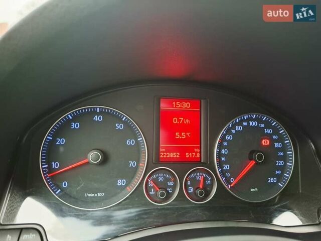 Черный Фольксваген Гольф, объемом двигателя 1.4 л и пробегом 223 тыс. км за 7350 $, фото 58 на Automoto.ua
