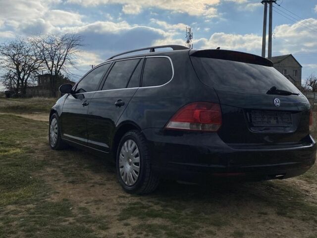 Черный Фольксваген Гольф, объемом двигателя 2 л и пробегом 310 тыс. км за 6799 $, фото 2 на Automoto.ua