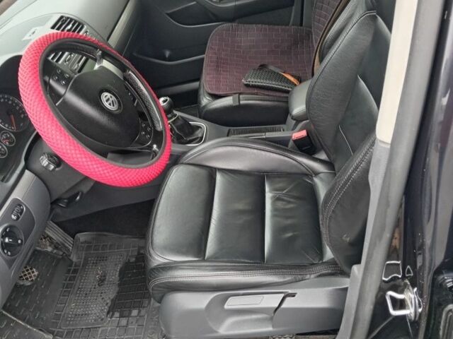 Чорний Фольксваген Гольф, об'ємом двигуна 1.9 л та пробігом 250 тис. км за 6150 $, фото 4 на Automoto.ua