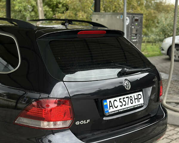 Черный Фольксваген Гольф, объемом двигателя 1.39 л и пробегом 190 тыс. км за 5850 $, фото 5 на Automoto.ua