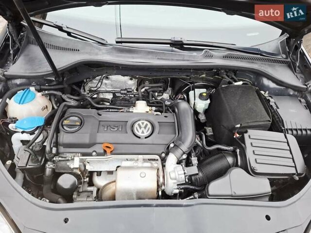 Черный Фольксваген Гольф, объемом двигателя 1.4 л и пробегом 223 тыс. км за 7350 $, фото 59 на Automoto.ua