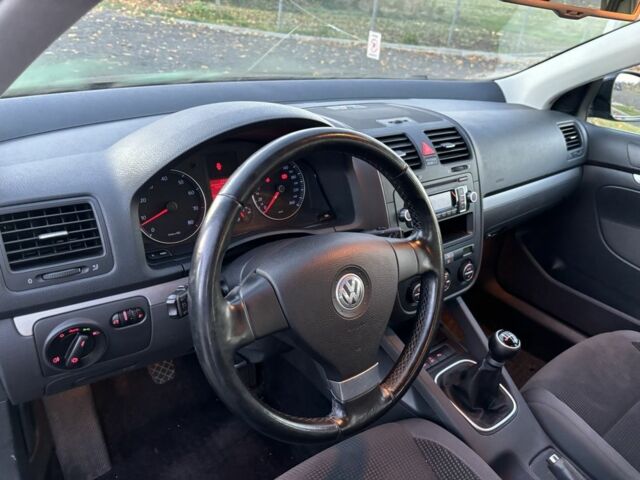 Чорний Фольксваген Гольф, об'ємом двигуна 1.4 л та пробігом 192 тис. км за 6950 $, фото 14 на Automoto.ua