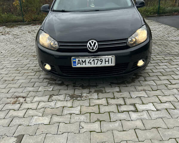 Черный Фольксваген Гольф, объемом двигателя 1.6 л и пробегом 242 тыс. км за 7600 $, фото 7 на Automoto.ua