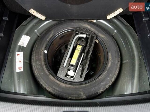 Черный Фольксваген Гольф, объемом двигателя 1.4 л и пробегом 173 тыс. км за 6700 $, фото 17 на Automoto.ua