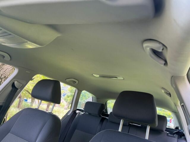 Черный Фольксваген Гольф, объемом двигателя 1.9 л и пробегом 275 тыс. км за 5500 $, фото 3 на Automoto.ua