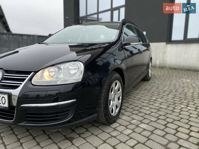 Черный Фольксваген Гольф, объемом двигателя 1.39 л и пробегом 312 тыс. км за 4899 $, фото 15 на Automoto.ua