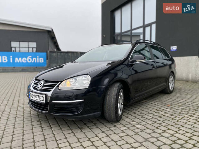 Черный Фольксваген Гольф, объемом двигателя 1.39 л и пробегом 312 тыс. км за 4899 $, фото 6 на Automoto.ua