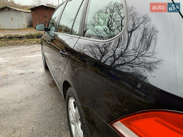 Черный Фольксваген Гольф, объемом двигателя 1.6 л и пробегом 239 тыс. км за 6999 $, фото 4 на Automoto.ua