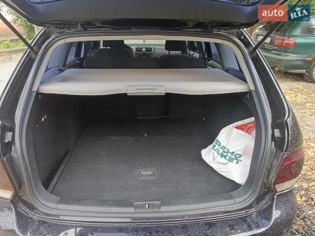 Фольксваген Гольф 2009 в Кропивницком (Кировограде) на Automoto.ua Черный Фольксваген Гольф, объемом двигателя 1.97 л и пробегом 210 тыс. км за 6500 $, фото 4 на Automoto.ua