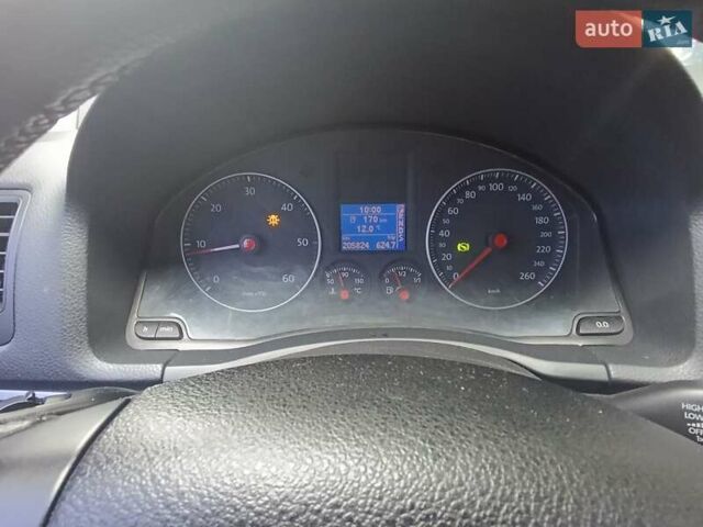 Фольксваген Гольф 2009 в Кропивницком (Кировограде) на Automoto.ua Черный Фольксваген Гольф, объемом двигателя 1.97 л и пробегом 210 тыс. км за 6500 $, фото 14 на Automoto.ua